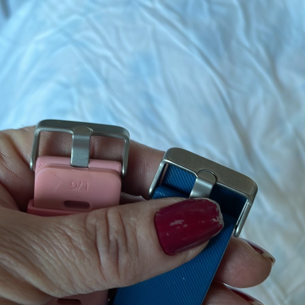 FREE BUNDLE 2 Lg watch bands NWOT
